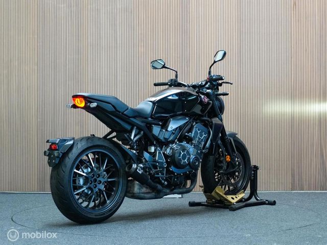 honda - cb-1000-r-black-edition