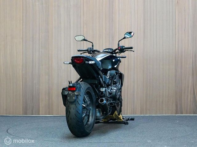 honda - cb-1000-r-black-edition