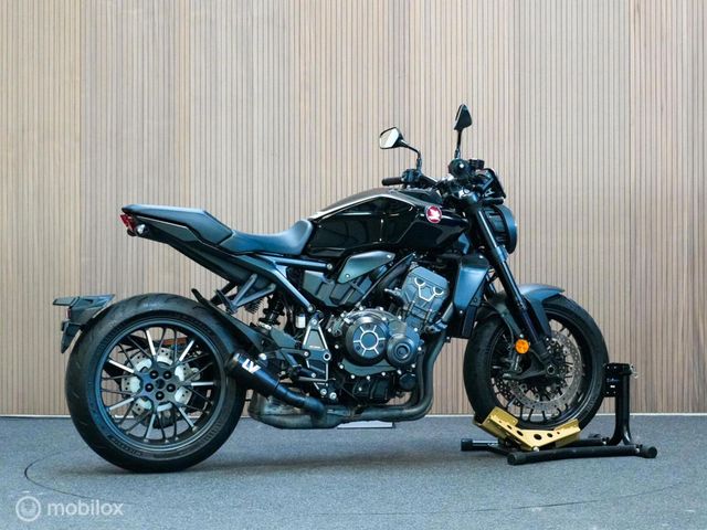honda - cb-1000-r-black-edition
