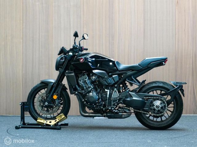 honda - cb-1000-r-black-edition