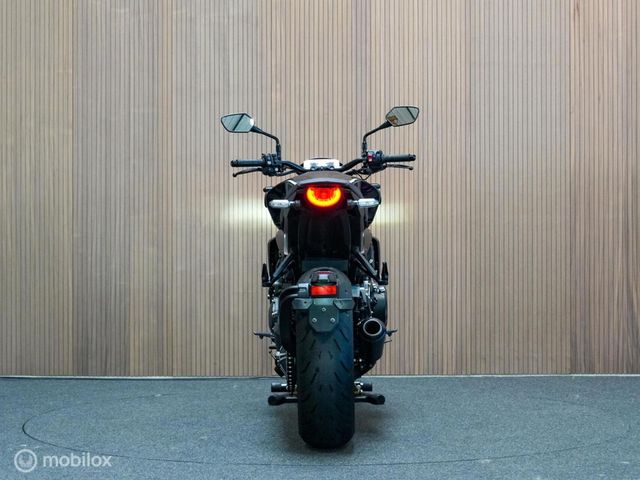 honda - cb-1000-r-black-edition