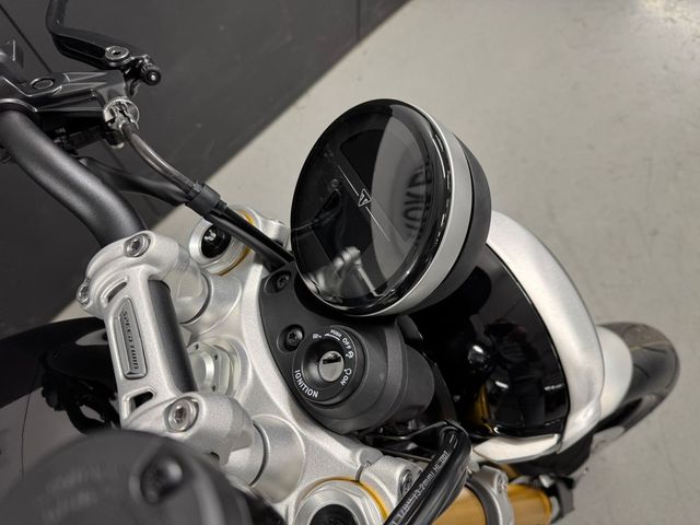 triumph - speed-twin-1200-rs