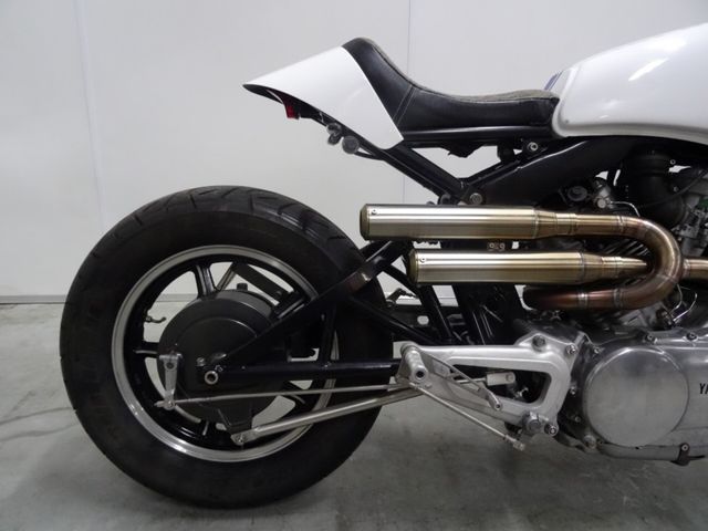 yamaha - xv-750-virago