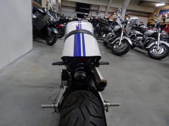 yamaha - xv-750-virago