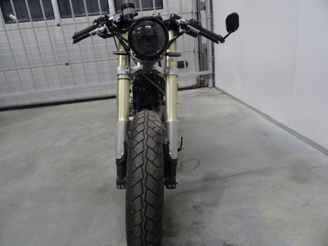 yamaha - xv-750-virago