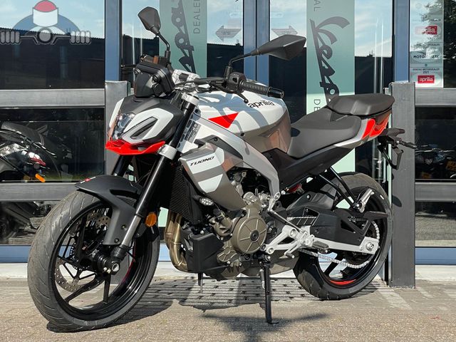 aprilia - tuono-457