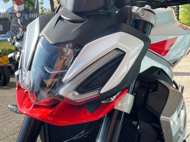 aprilia - tuono-457