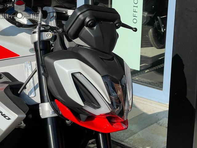 aprilia - tuono-457