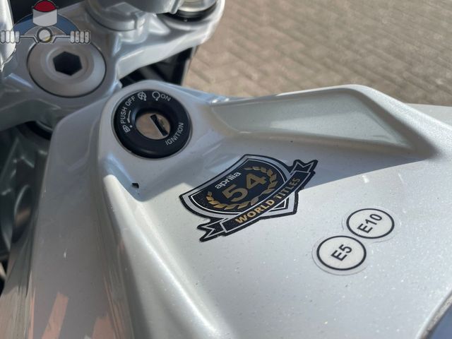 aprilia - tuono-457