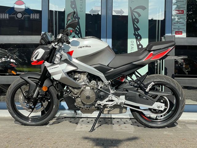 aprilia - tuono-457