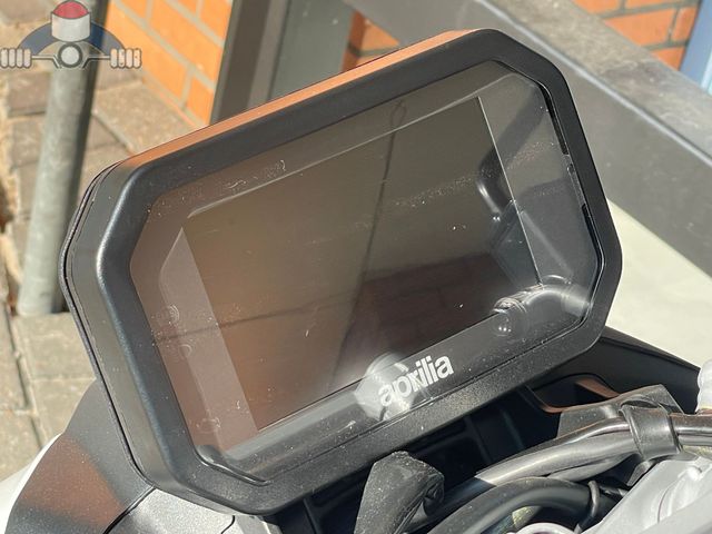 aprilia - tuono-457