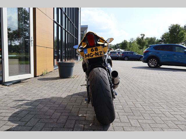 yamaha - yzf-r1