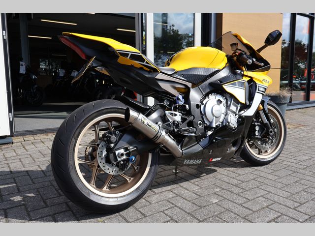 yamaha - yzf-r1