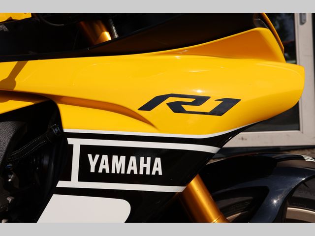 yamaha - yzf-r1