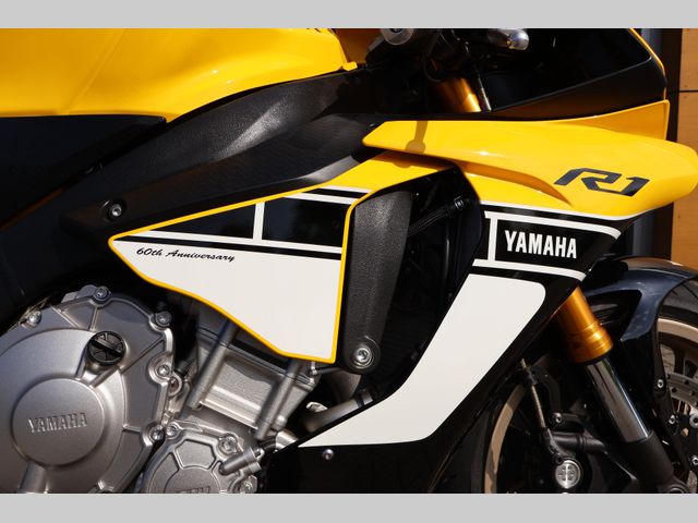 yamaha - yzf-r1