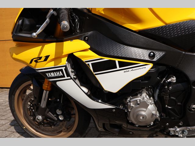 yamaha - yzf-r1