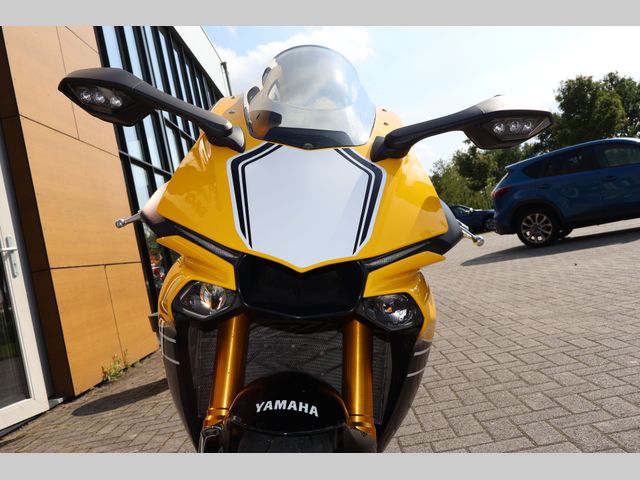 yamaha - yzf-r1