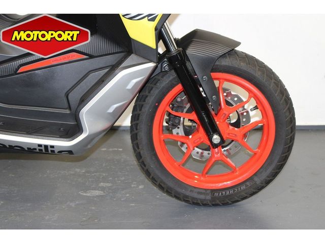 aprilia - sr-gt-200