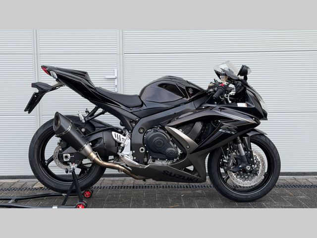 suzuki - gsx-r-750