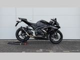 SUZUKI GSX-R 750