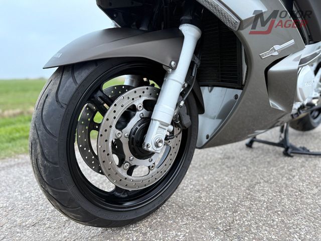 yamaha - fjr-1300-a