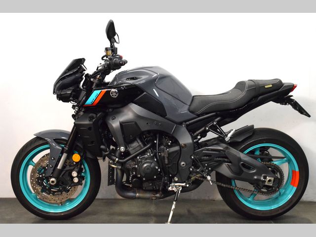 yamaha - mt-10