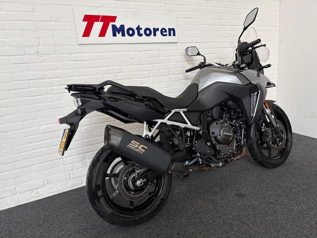suzuki - v-strom-800