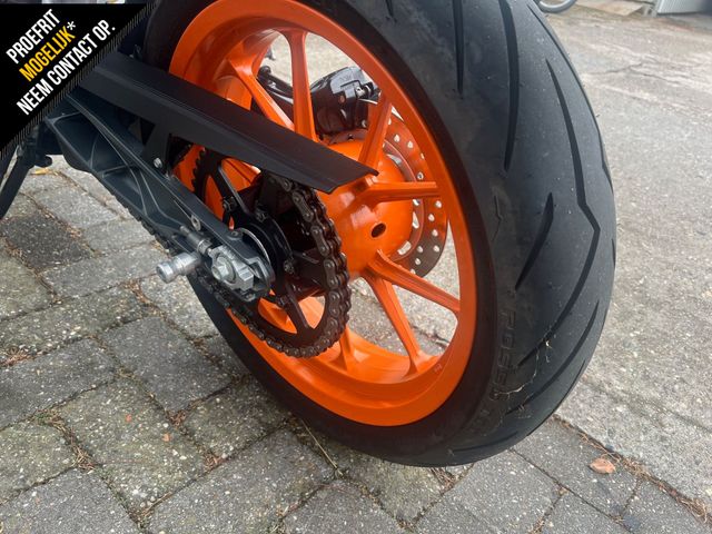ktm - 390-duke