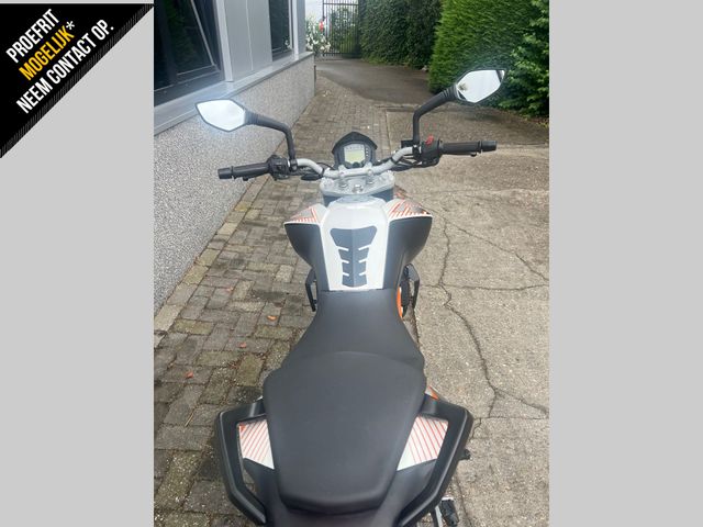ktm - 390-duke