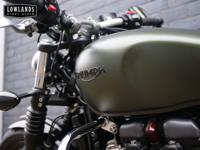 triumph - bonneville-bobber