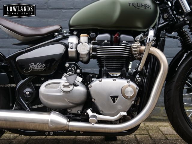 triumph - bonneville-bobber
