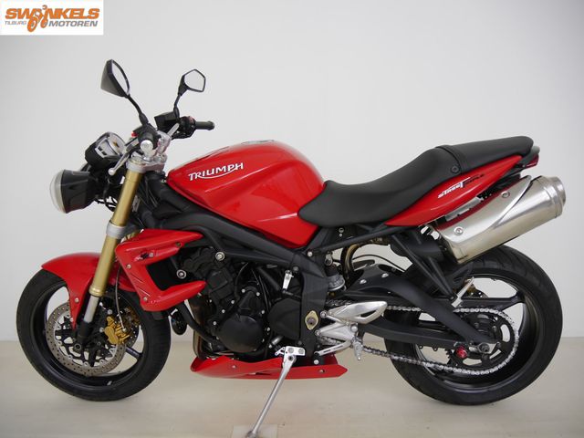 triumph - street-triple