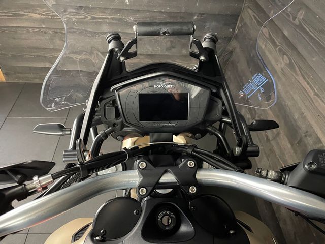 moto-guzzi - v-85-tt