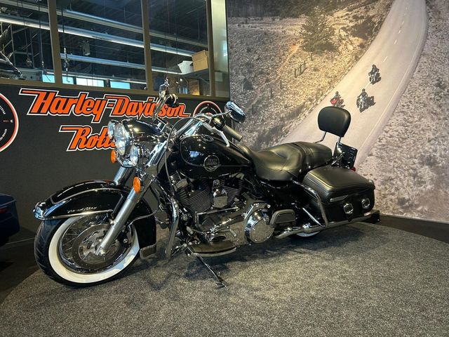 harley-davidson - road-king-classic-flhrci