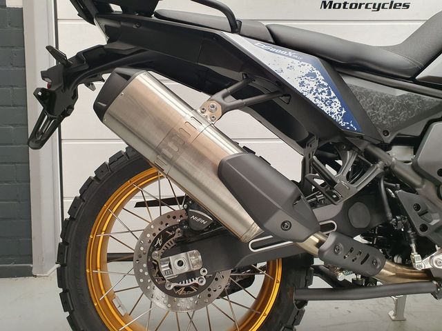 voge - ds-800-x-rally