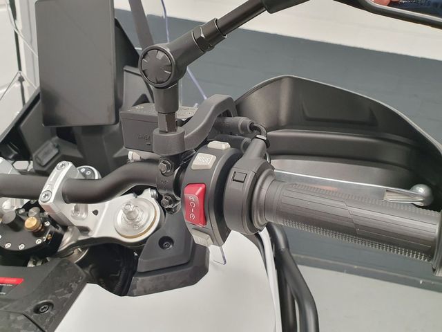 voge - ds-800-x-rally