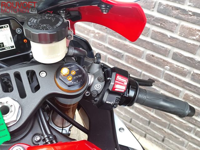 yamaha - yzf-r1