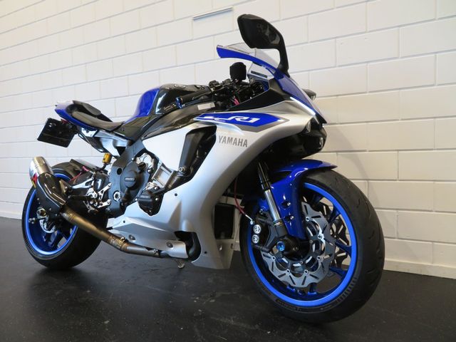 yamaha - yzf-r1
