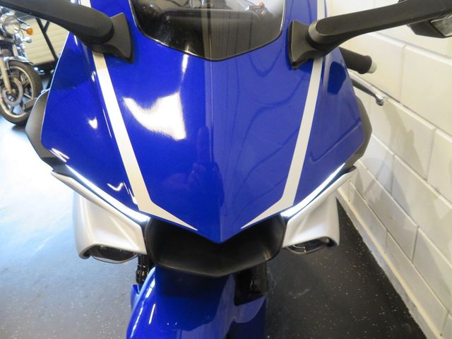 yamaha - yzf-r1