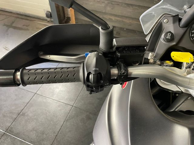 moto-guzzi - stelvio-1200-v4-abs-ntx