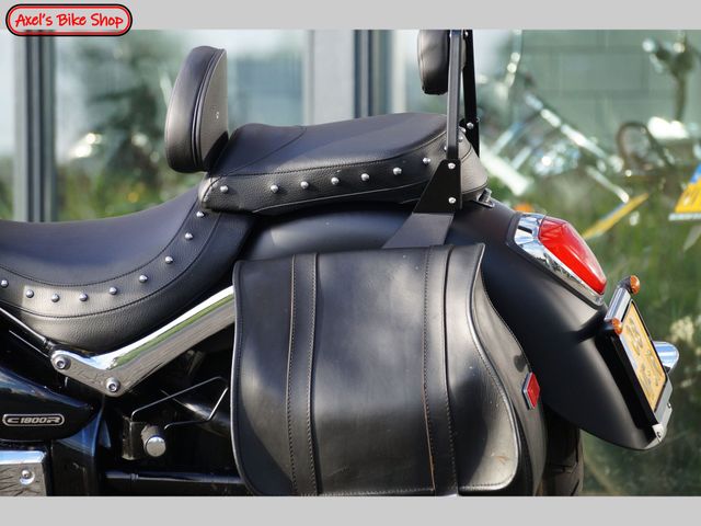 suzuki - intruder-c-1800-r