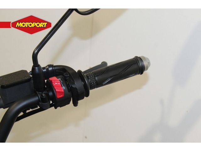yamaha - xsr-125