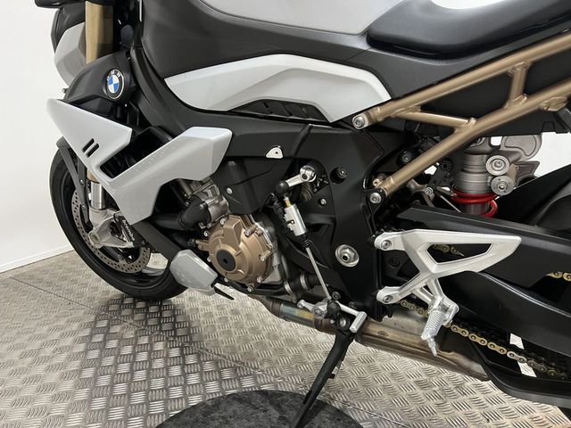 bmw - s-1000-r