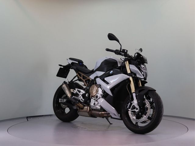 bmw - s-1000-r
