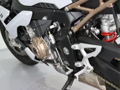 BMW S 1000 R Hockenheim silver metallic Special SC Project demper 2023 occasion – foto 10 van 13