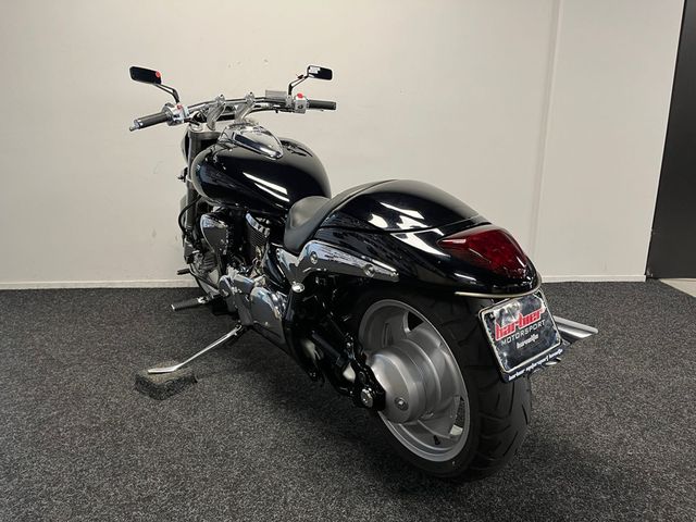 suzuki - intruder-m-1500