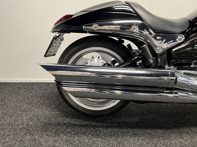 suzuki - intruder-m-1500