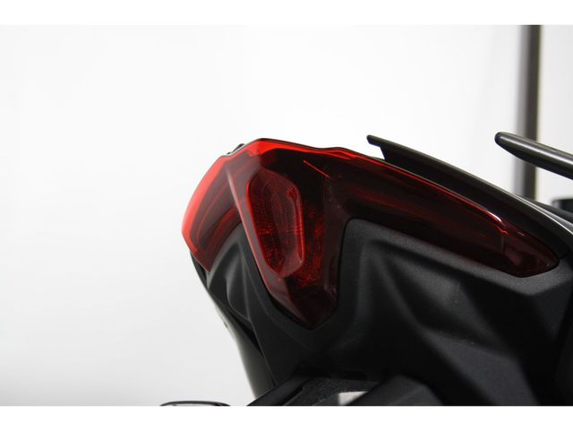 yamaha - tmax-tech-max-560