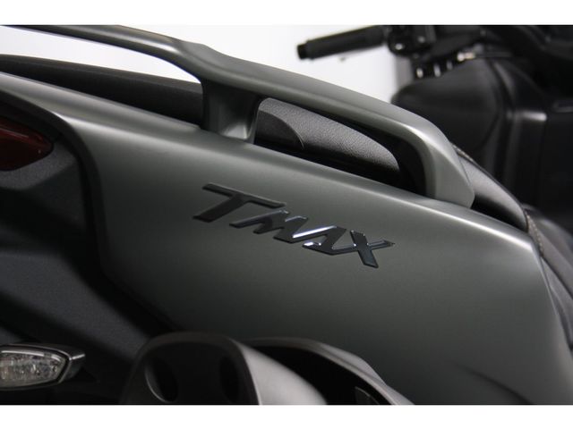 yamaha - tmax-tech-max-560