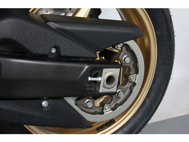 yamaha - tmax-tech-max-560